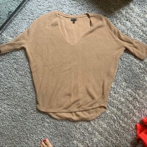 Express float camel sweater xs